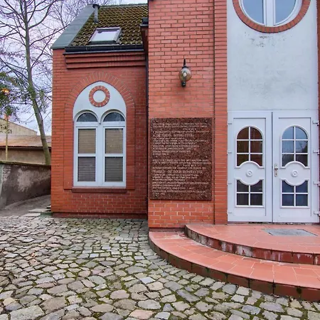 In - Floriana ホテル