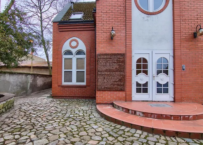 In - Floriana ホテル